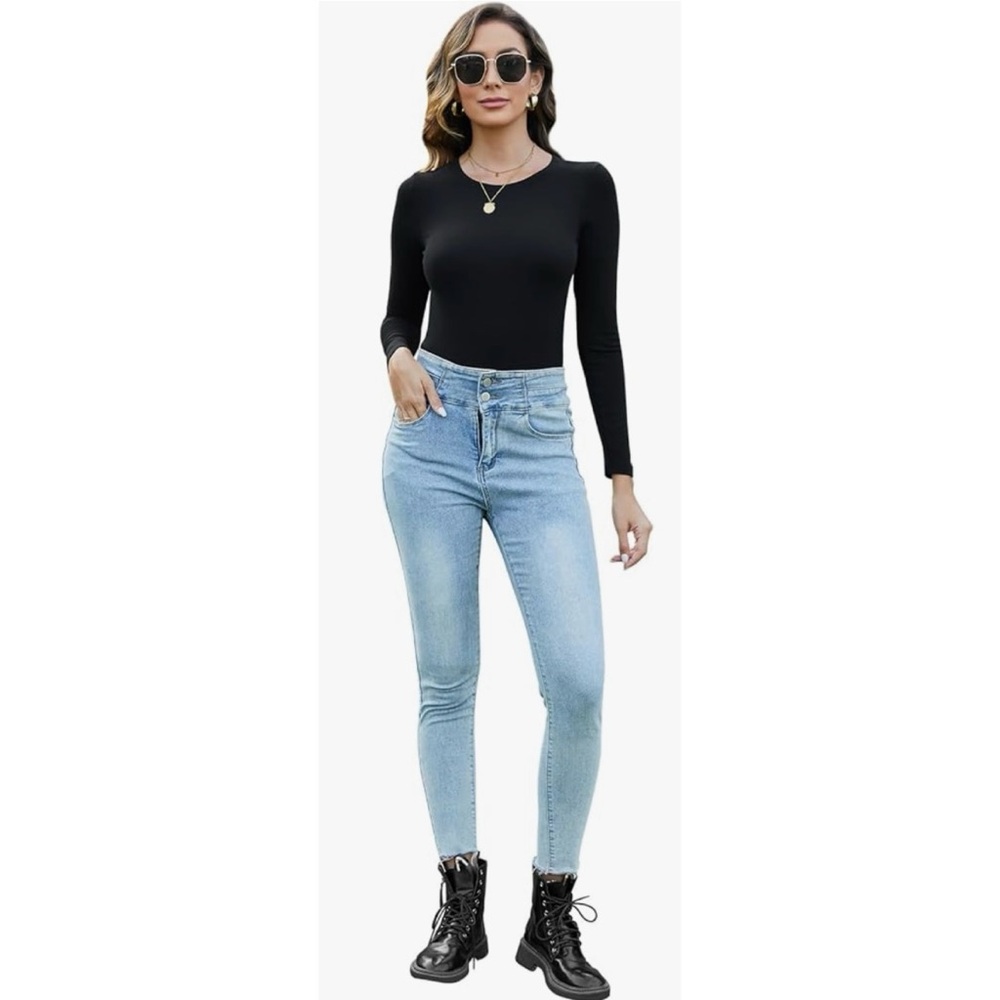 Crewneck long sleeve bodysuit - Picture 3 of 3